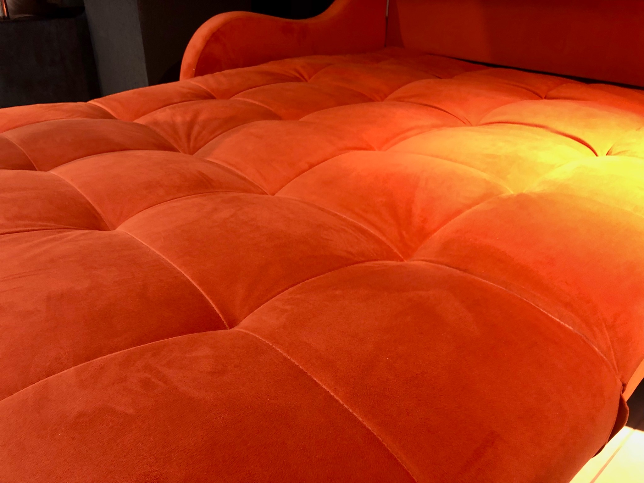 Прямой диван Адонис оранж – изображение 3