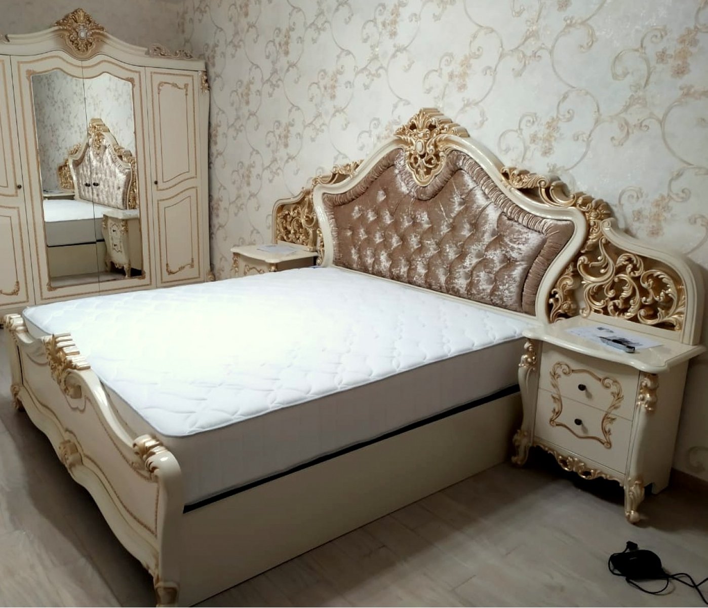 Спальня «Джоконда» крем глянец – изображение 12